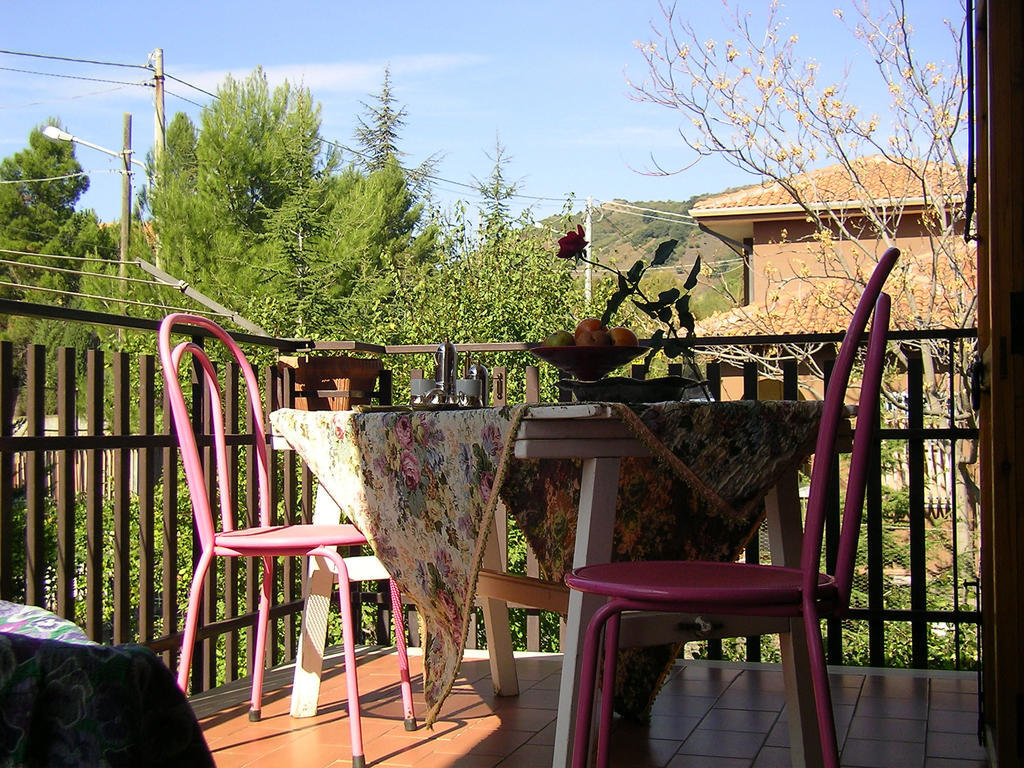 Villa Caterina B&B Pedara Kamer foto